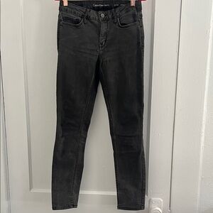 Calvin Klein Women's Charcoal Skinny Jeans